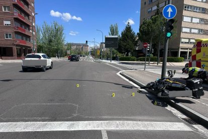 El atropello se producía en avenida Gloria Fuertes de Valladolid.