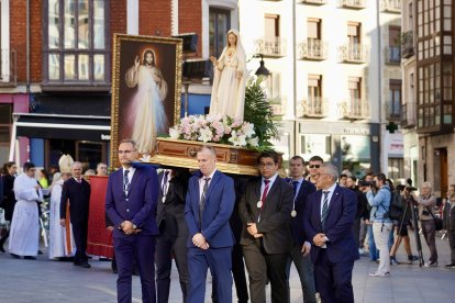 Celebración de la Procesión de la Divina Misericordia de Valladolid.