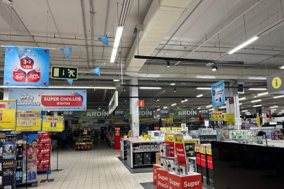 Estado de Vallsur y Rio Shopping durante el apagón