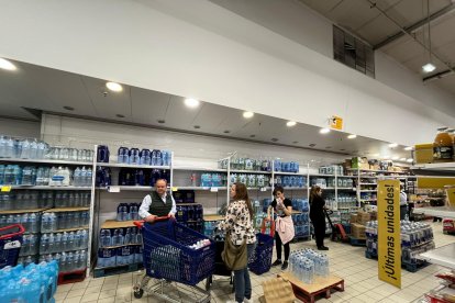 Estado de Vallsur y Rio Shopping durante el apagón