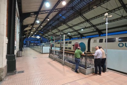Estación de Campo Grande en Valladolid, que permanecerá abierta toda la noche por el apagón.