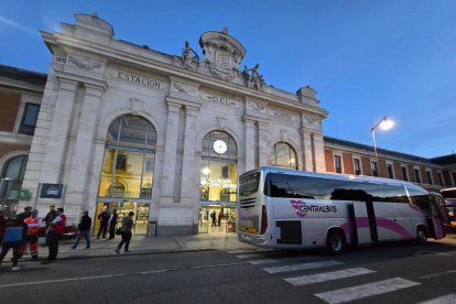 Estación de Campo Grande en Valladolid, que permanecerá abierta toda la noche por el apagón.