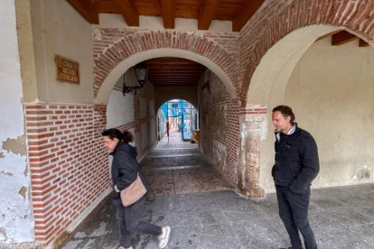 Calle Arco del Corregidor junto a La Casa de La Villa