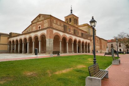 6. La imponente Iglesia de Santa María, una de sus 7 'maravillas'