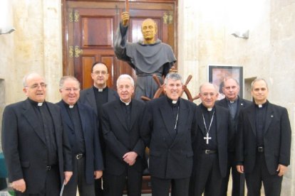 Visita de Robert Prevost a Valladolid en 2008.