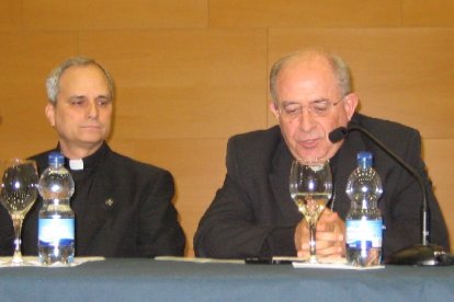 Visita de Robert Prevost a Valladolid en 2008.