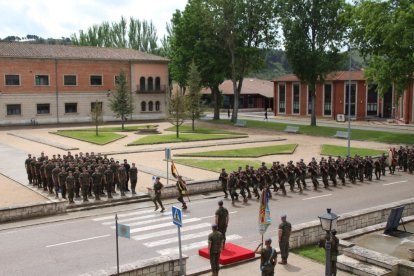 Regimiento de Caballería 'Farnesio' 12 en el acto de despedida