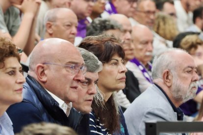 Imagen del UEMC Real Valladolid Baloncesto-Menorca, el partido que lleva al descenso.