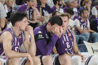 Imagen del UEMC Real Valladolid Baloncesto-Menorca, el partido que lleva al descenso.