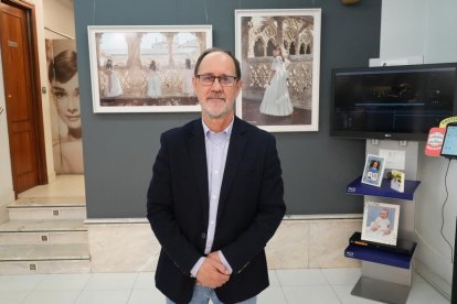 Guillermo Arranz, fotógrafo dueño del estudio Guillermo Arranz, en el número 18.