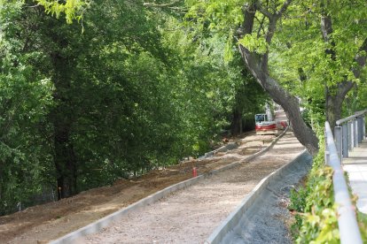 Obras del carril bici del paseo de Isabel la Católica en Valladolid.