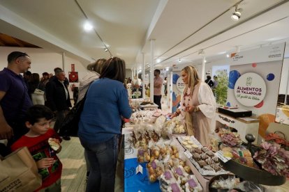 Segunda jornada de la Feria Dulcería de Valladolid.