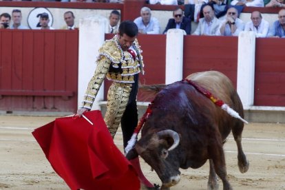 Emilio de Justo, durante la corrida de San Pedro Regalado.