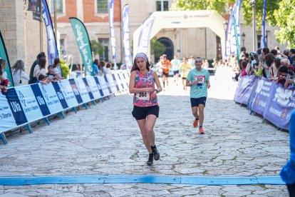 Llegada a meta en la ½ Media Maratón Universitaria de Valladolid.