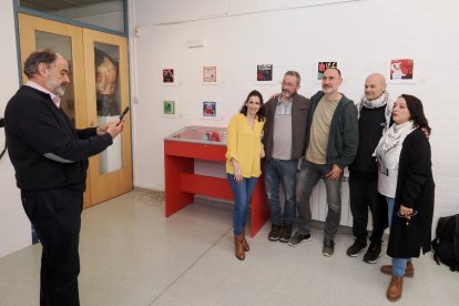 Exposición de los Celtas Cortos en el IES Delicias con motivo de su 25 aniversario
