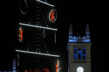 Actuación de la compañía 'Odyssée verticale'