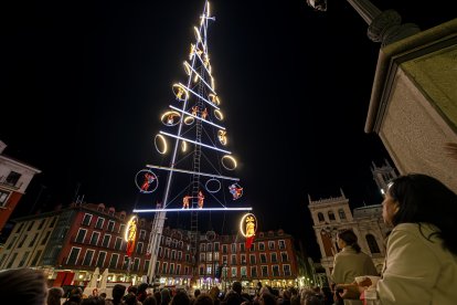 Actuación de la compañía 'Odyssée verticale'