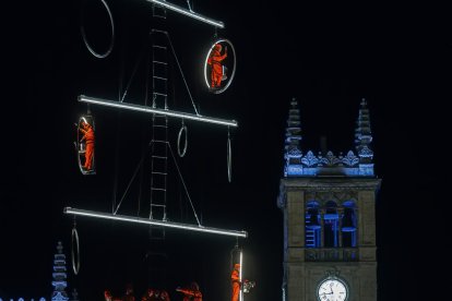 Actuación de la compañía 'Odyssée verticale'