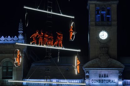 Actuación de la compañía 'Odyssée verticale'