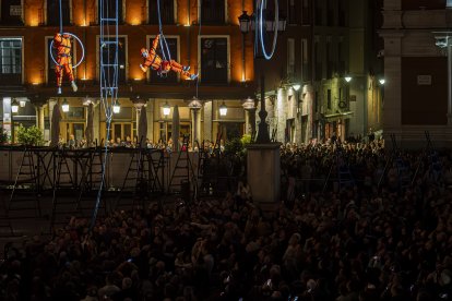 Actuación de la compañía 'Odyssée verticale'