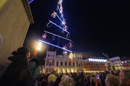 Actuación de la compañía 'Odyssée verticale'