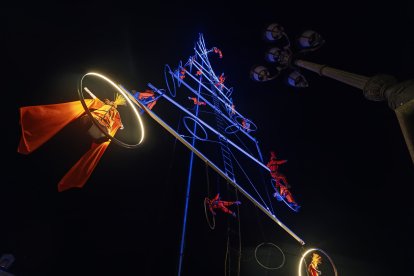 Actuación de la compañía 'Odyssée verticale'