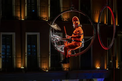 Actuación de la compañía 'Odyssée verticale'