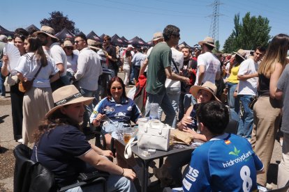 Fan Zone de la final de Copa del Rey de Rugby entre VRAC y El Salvador en Zorrilla.