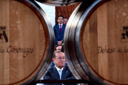 Luis Sanz, propietarios de la bodega Dehesa de los Canónigos, durante la celebración del 25 aniversario de la bodega.