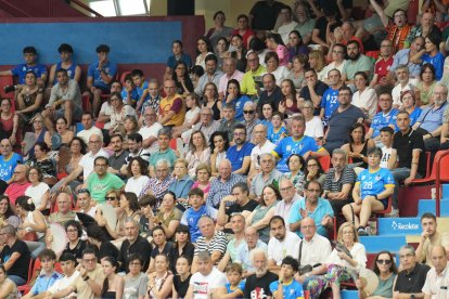 Imagen de una de las tribunas de Huerta del Rey.