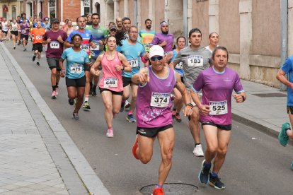 Carrera Popular la Antigua por las calles de Valladolid.