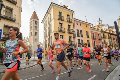 Carrera Popular la Antigua por las calles de Valladolid.