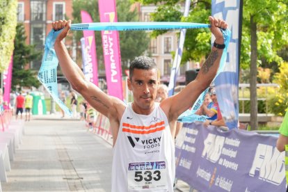 Carrera Popular la Antigua por las calles de Valladolid.