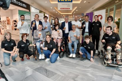 Inauguración del puesto de Saborea CyL en Río Shopping