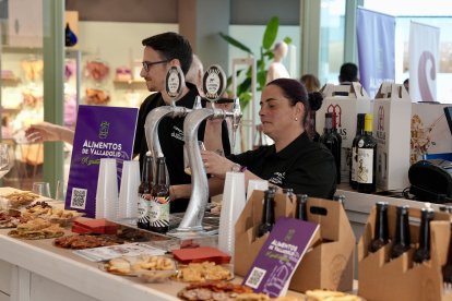 Inauguración del puesto de Saborea CyL en Río Shopping