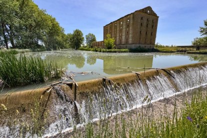 Esclusa número 7. Ramal de Campos.