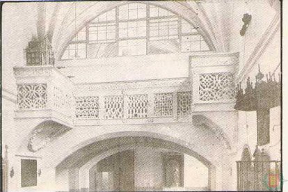 Interior de la Iglesia de Santa Clara en la década de los 70
