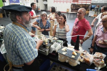 IV Feria europea del Queso de Serrada