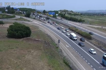 Asfaltado de la A-62 entre Valladolid y Simancas.
