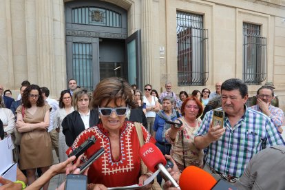 Concentración de jueces y fiscales ante el palacio de Justica de Palencia, a esta concentración tambien se han sumado abogados