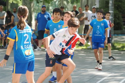 Día del Balonmano en la calle en la Acera de Recoletos.