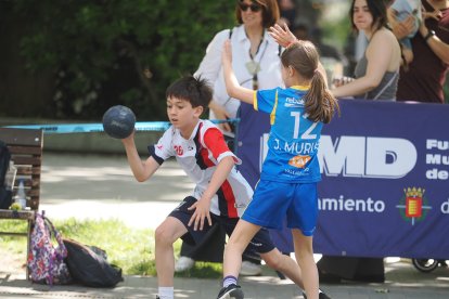 Día del Balonmano en la calle en la Acera de Recoletos.