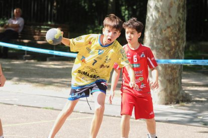 Día del Balonmano en la calle en la Acera de Recoletos.