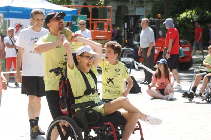 Día del Balonmano en la calle en la Acera de Recoletos.