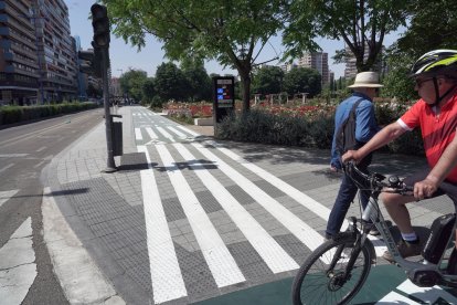 Carril bici del paseo Isabel la Católica