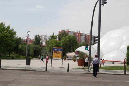 Paso de cebra de la avenida Miguel Ángel Blanco