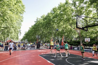 3x3 Basket Street Tour en la Acera de Recoletos.
