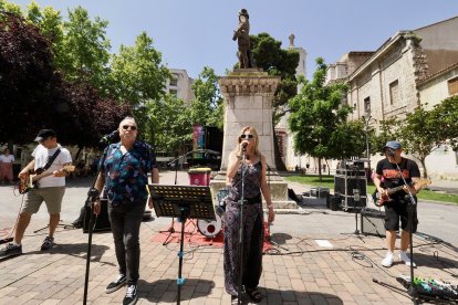 Plaza de la Universidad. Los Sanguíneos.