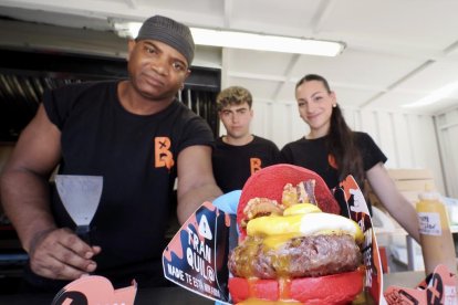 Campeonato de España de hamburguesas en la Feria de Muestras.