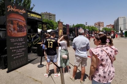 Campeonato de España de hamburguesas en la Feria de Muestras.
